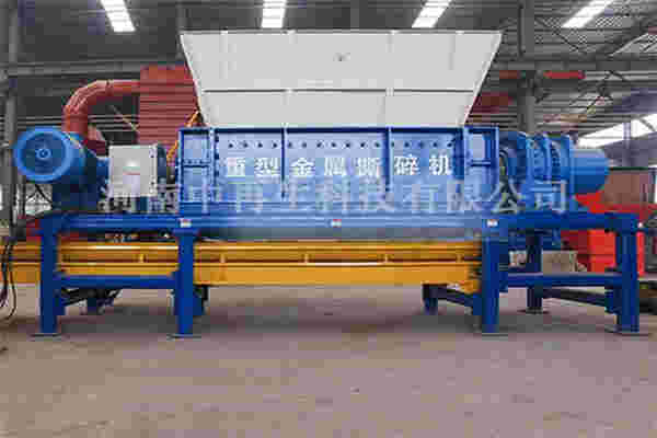 購(gòu)買(mǎi)雙軸撕碎機(jī)應(yīng)注意的三大問(wèn)題