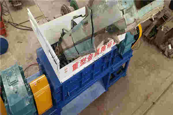 節能又環保的中再生金屬撕碎機