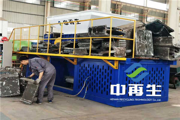 金屬撕碎機發(fā)展再低碳環(huán)保之路上當仁不讓走在前列