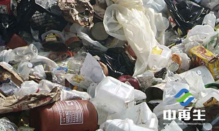 廢舊塑料垃圾通常都來源于哪，它都是以什么形式存在的