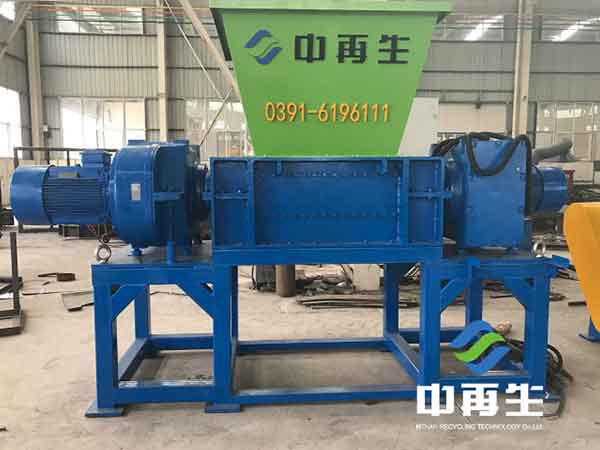 塑鋼門(mén)窗撕碎機(jī)