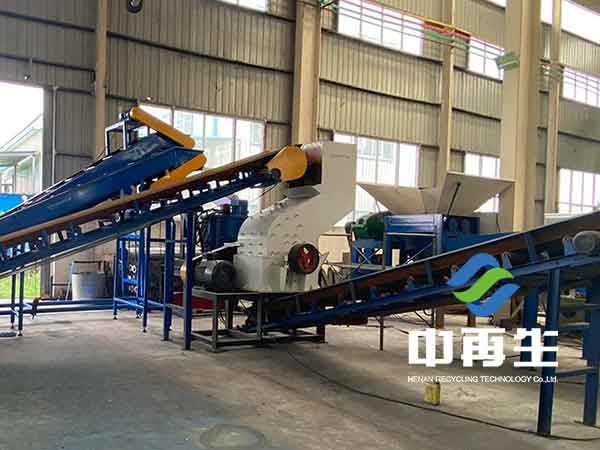 易拉罐壓塊粉碎機(jī)